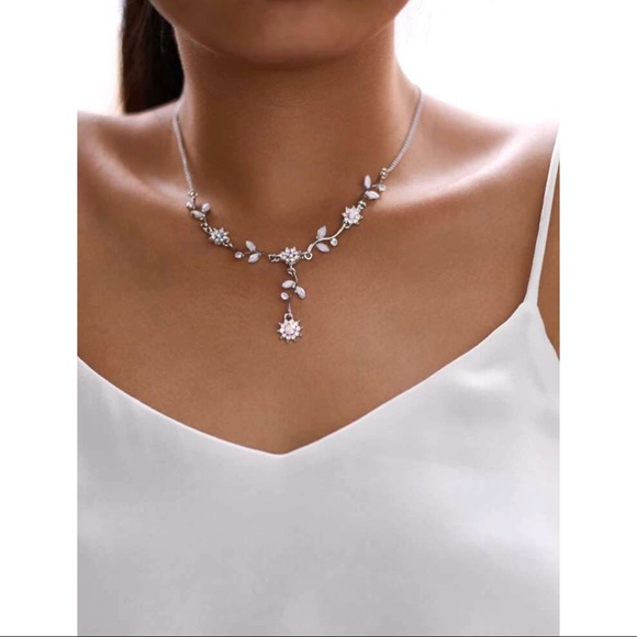 Rhinestone pendant‎ necklace - Picture 5 of 5